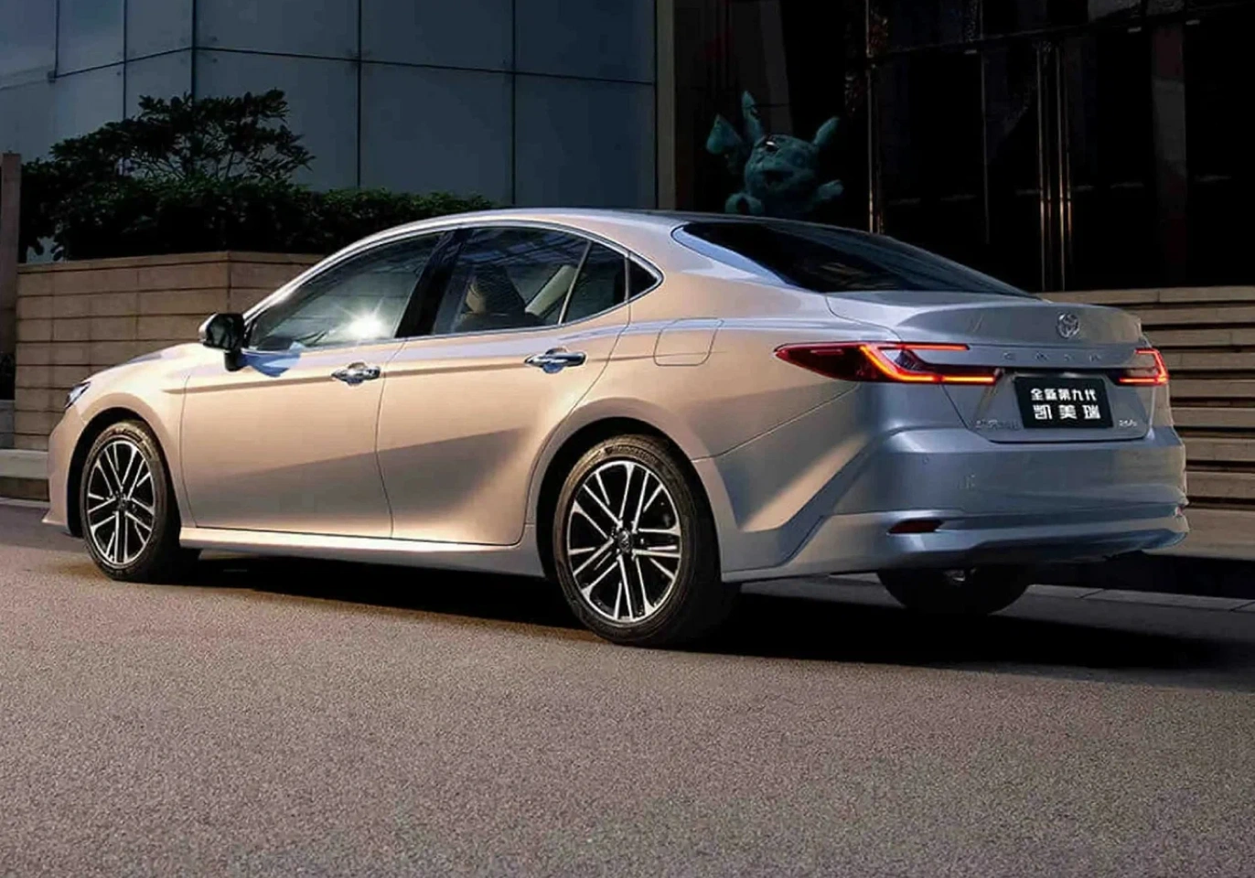Toyota Camry IX