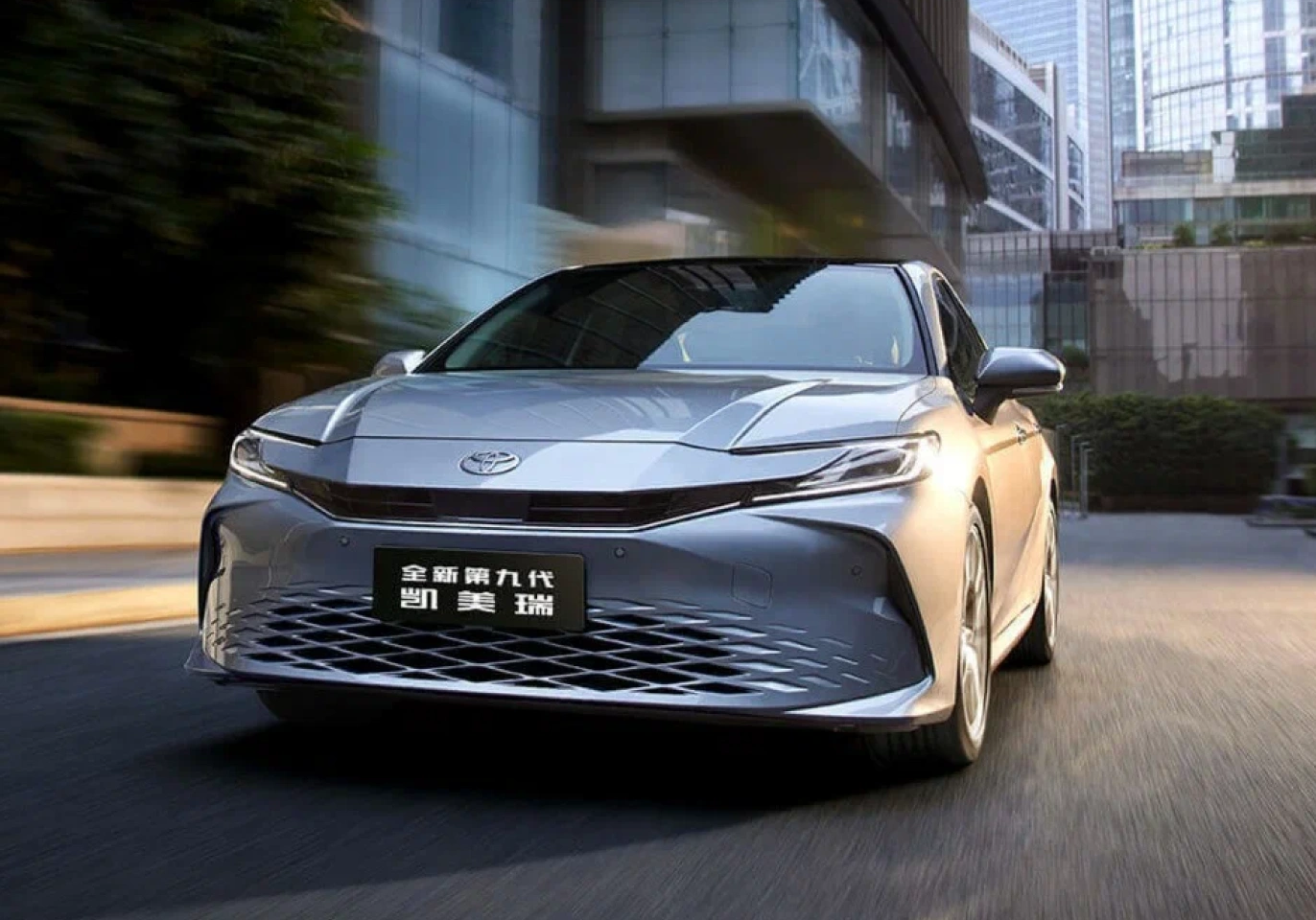 Toyota Camry IX