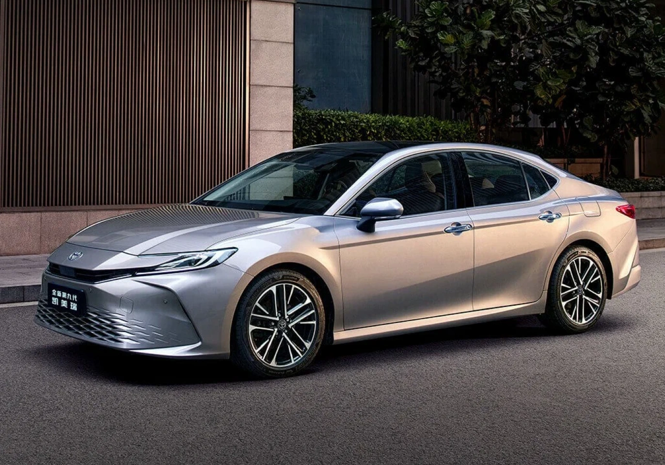 Toyota Camry IX